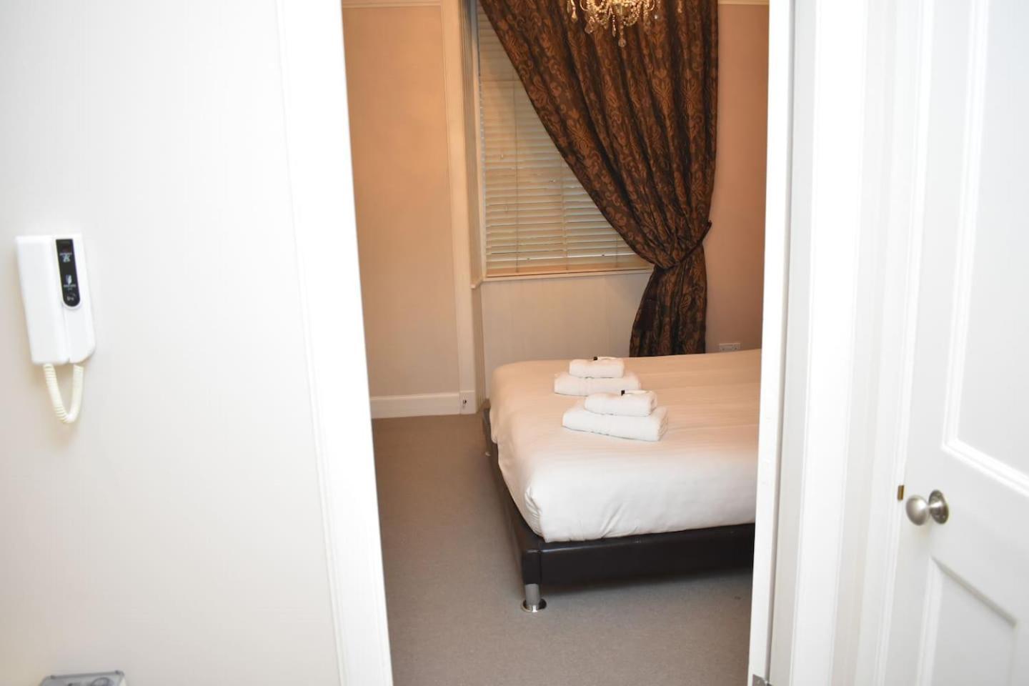 West Port - 2Br In The Heart Of The Old Town Just Off The Grassmarket Edinburgh Dış mekan fotoğraf