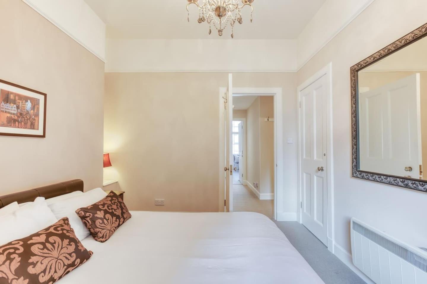 West Port - 2Br In The Heart Of The Old Town Just Off The Grassmarket Edinburgh Dış mekan fotoğraf